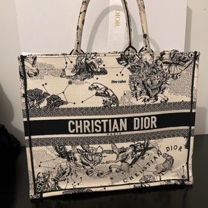 LARGE DIOR BOOK TOTE